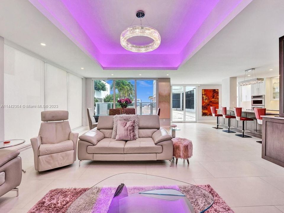 Recently Sold: $790,000 (2 beds, 2 baths, 1768 Square Feet)