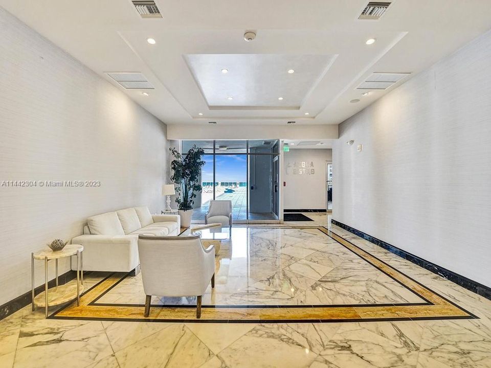 Recently Sold: $790,000 (2 beds, 2 baths, 1768 Square Feet)