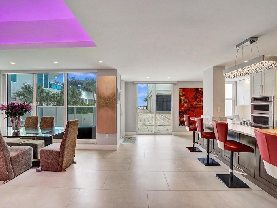 Recently Sold: $790,000 (2 beds, 2 baths, 1768 Square Feet)