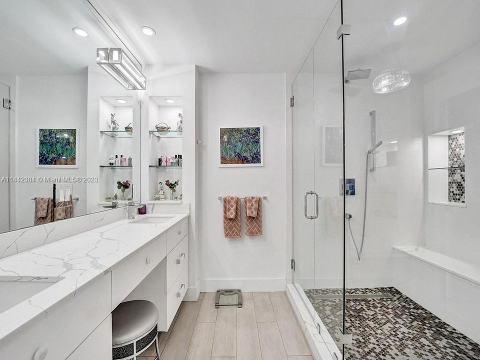 Recently Sold: $790,000 (2 beds, 2 baths, 1768 Square Feet)