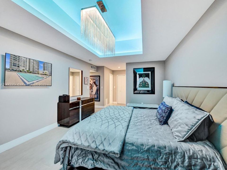 Recently Sold: $790,000 (2 beds, 2 baths, 1768 Square Feet)