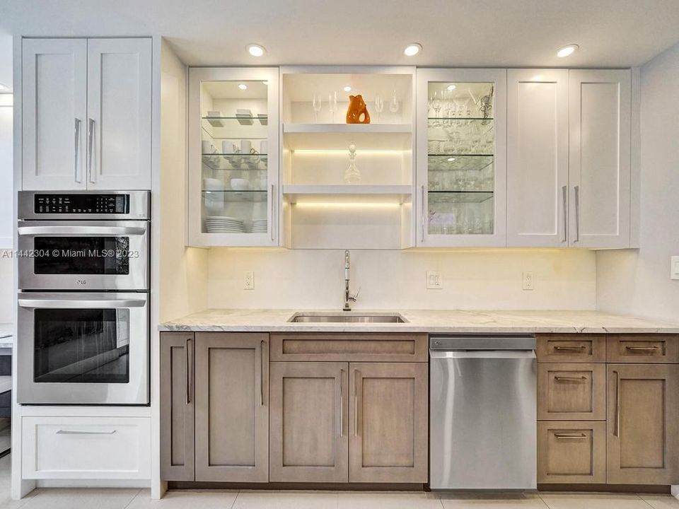 Recently Sold: $790,000 (2 beds, 2 baths, 1768 Square Feet)