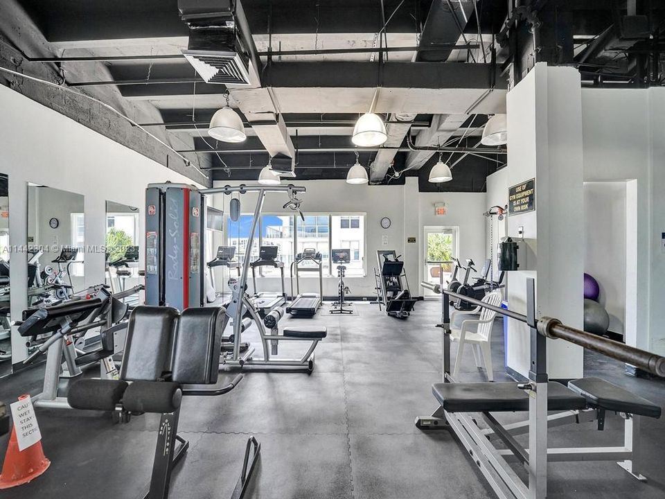 Recently Sold: $790,000 (2 beds, 2 baths, 1768 Square Feet)