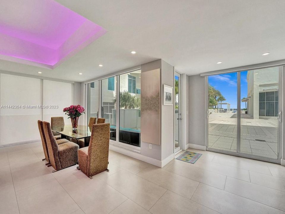 Recently Sold: $790,000 (2 beds, 2 baths, 1768 Square Feet)