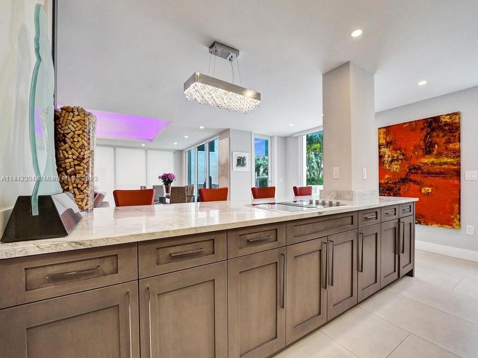 Recently Sold: $790,000 (2 beds, 2 baths, 1768 Square Feet)