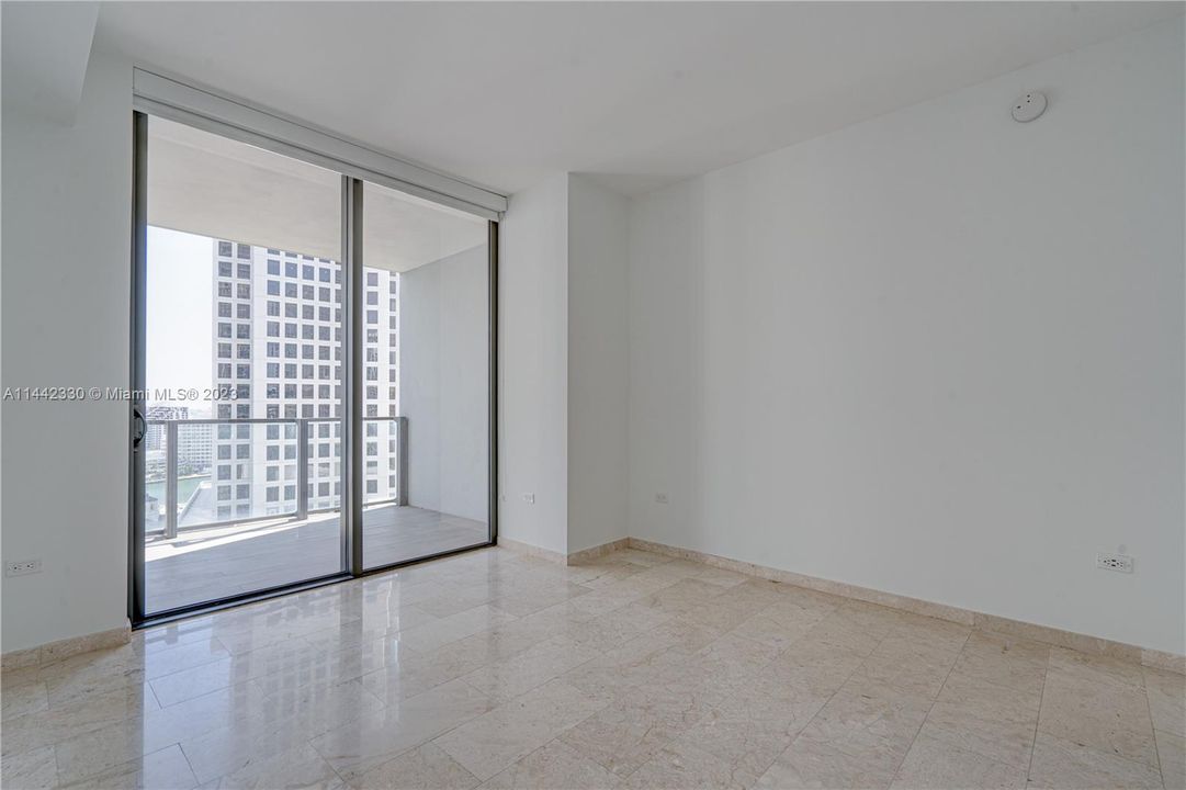 最近售出: $1,125,000 (2 贝兹, 2 浴室, 1244 平方英尺)