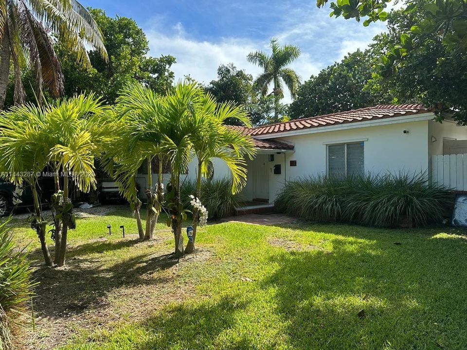 Vendido Recientemente: $2,280,000 (3 camas, 2 baños, 0 Pies cuadrados)