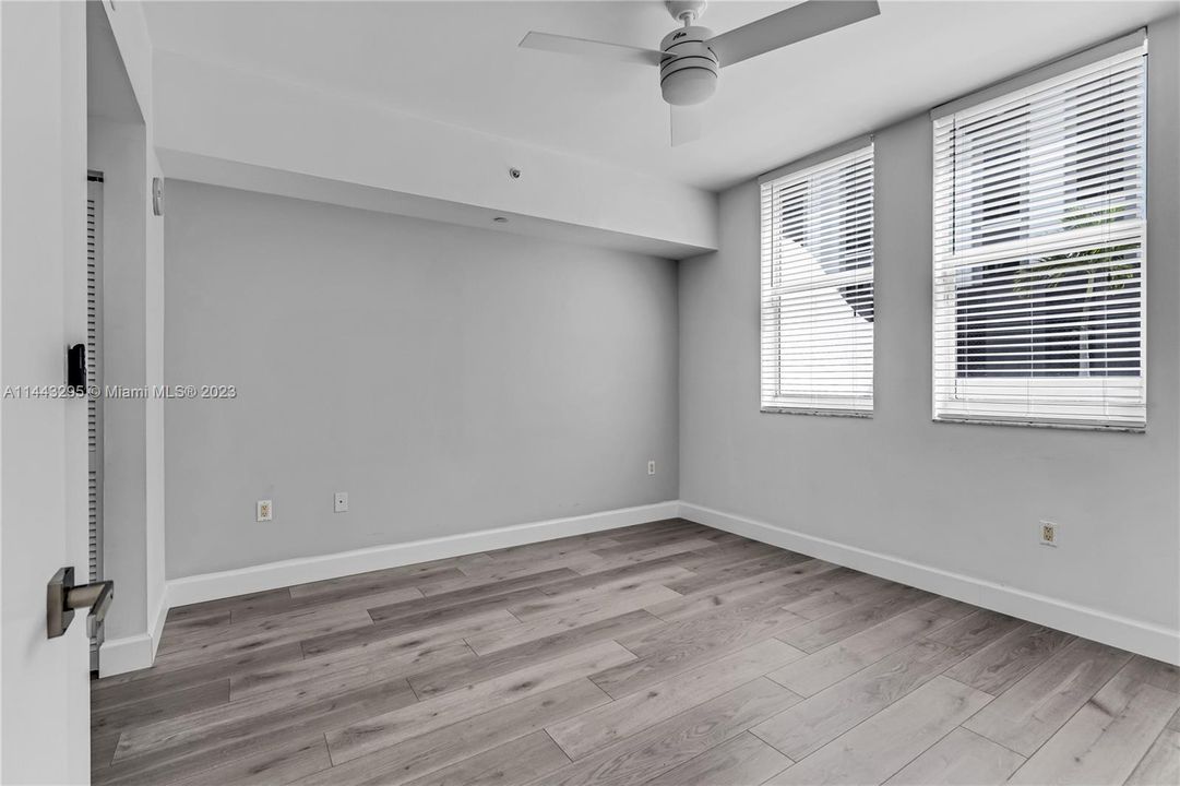 Recently Sold: $599,999 (2 beds, 2 baths, 970 Square Feet)