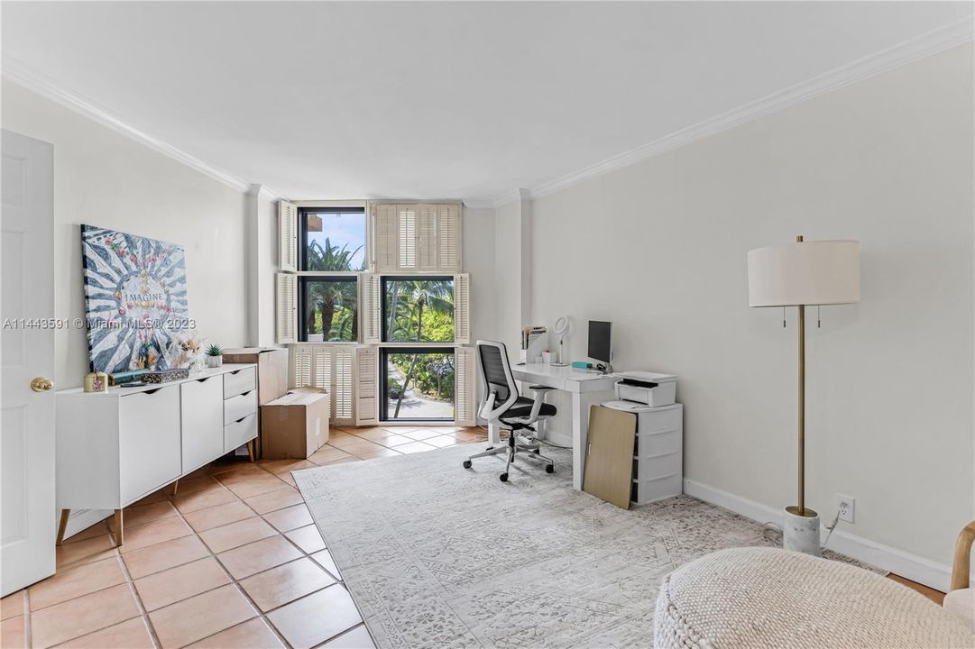 Recently Sold: $895,000 (2 beds, 2 baths, 1409 Square Feet)