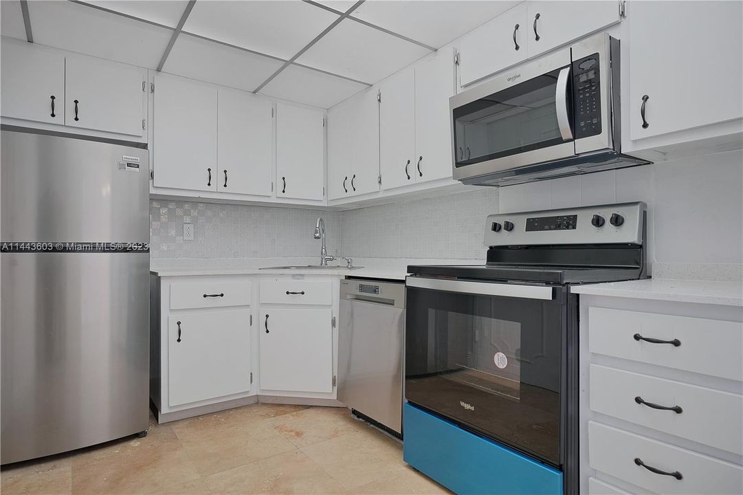 Недавно продано: $399,000 (1 спален, 1 ванн, 1040 Квадратных фут)