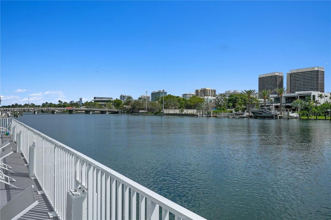 Недавно продано: $399,000 (1 спален, 1 ванн, 1040 Квадратных фут)