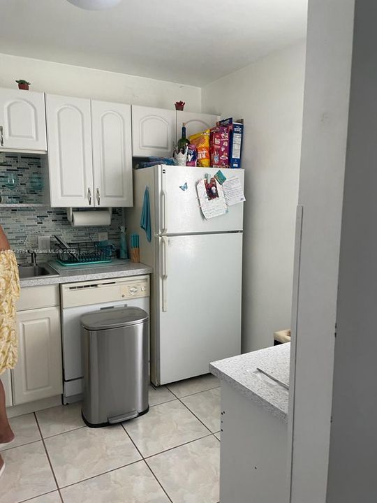 Recently Sold: $254,000 (1 beds, 1 baths, 741 Square Feet)