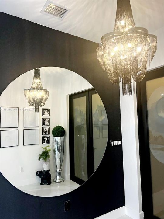 Recently Sold: $1,100,000 (5 beds, 4 baths, 2863 Square Feet)