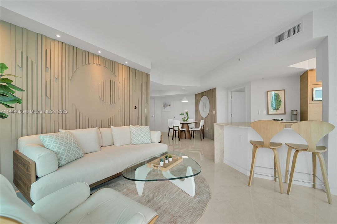 Recently Sold: $1,275,000 (2 beds, 2 baths, 1196 Square Feet)