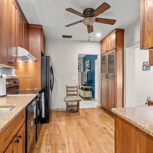 Recently Sold: $629,876 (3 beds, 2 baths, 1875 Square Feet)