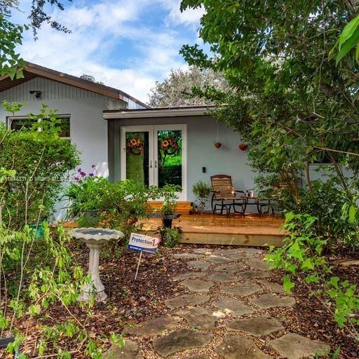 Recently Sold: $629,876 (3 beds, 2 baths, 1875 Square Feet)