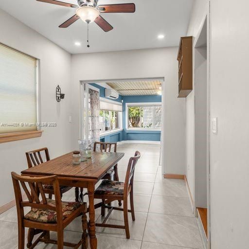 Recently Sold: $629,876 (3 beds, 2 baths, 1875 Square Feet)