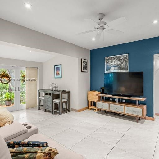 Recently Sold: $629,876 (3 beds, 2 baths, 1875 Square Feet)