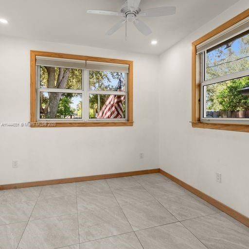 Recently Sold: $629,876 (3 beds, 2 baths, 1875 Square Feet)