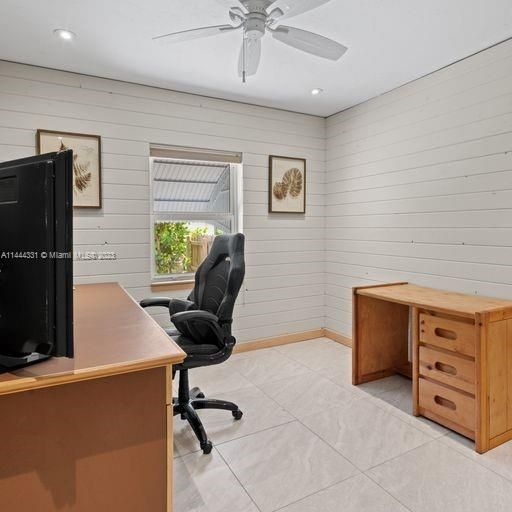 Recently Sold: $629,876 (3 beds, 2 baths, 1875 Square Feet)