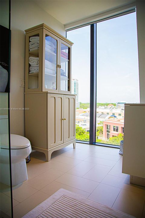 Recently Rented: $13,250 (2 beds, 2 baths, 1281 Square Feet)