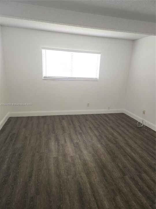 Vendido Recientemente: $215,000 (2 camas, 2 baños, 900 Pies cuadrados)