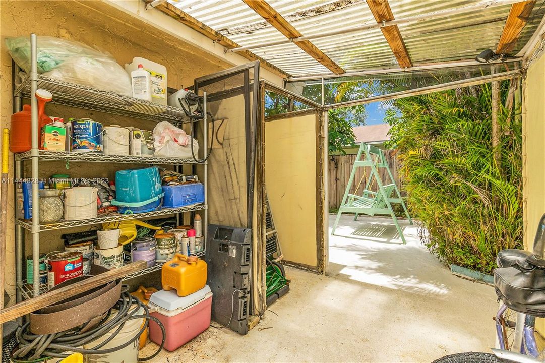 Recently Sold: $535,000 (3 beds, 2 baths, 2157 Square Feet)