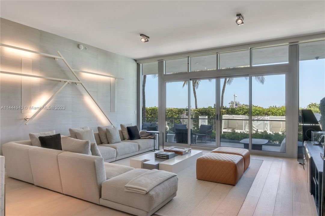 For Sale: $11,900,000 (5 beds, 5 baths, 4431 Square Feet)