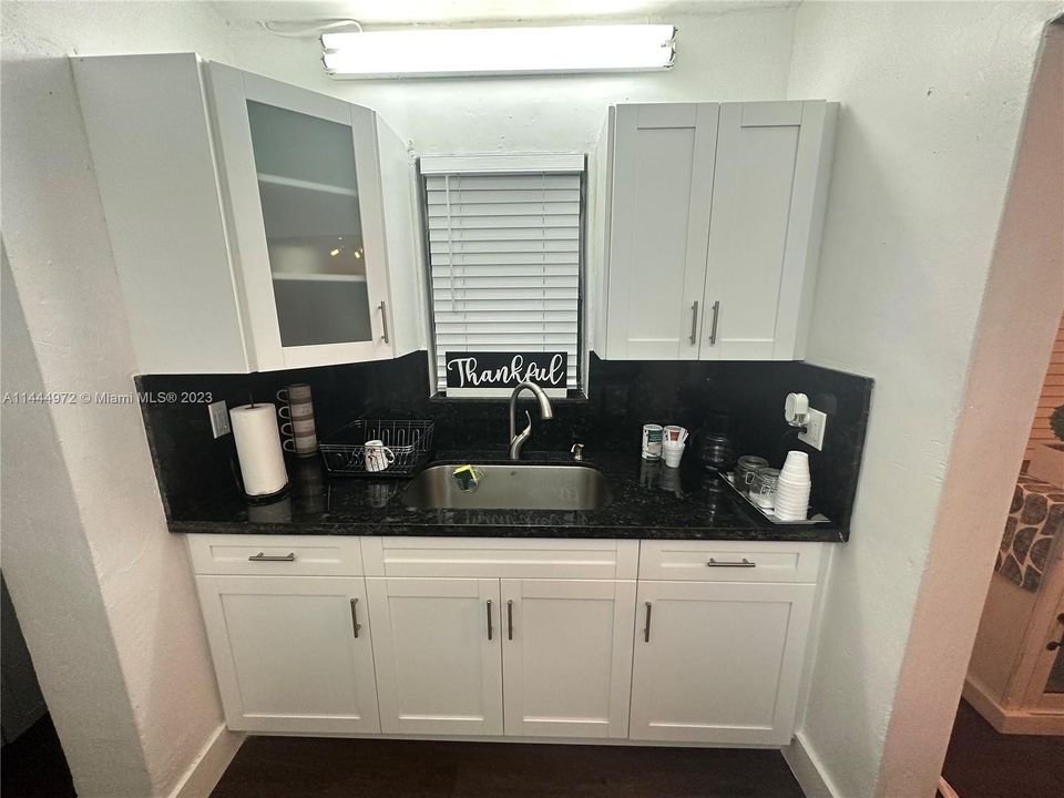 Recently Sold: $750,000 (0 beds, 0 baths, 1354 Square Feet)