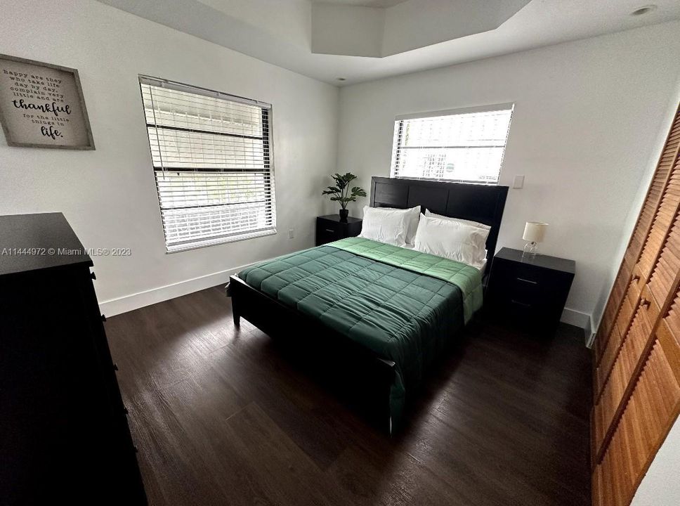 Recently Sold: $750,000 (0 beds, 0 baths, 1354 Square Feet)