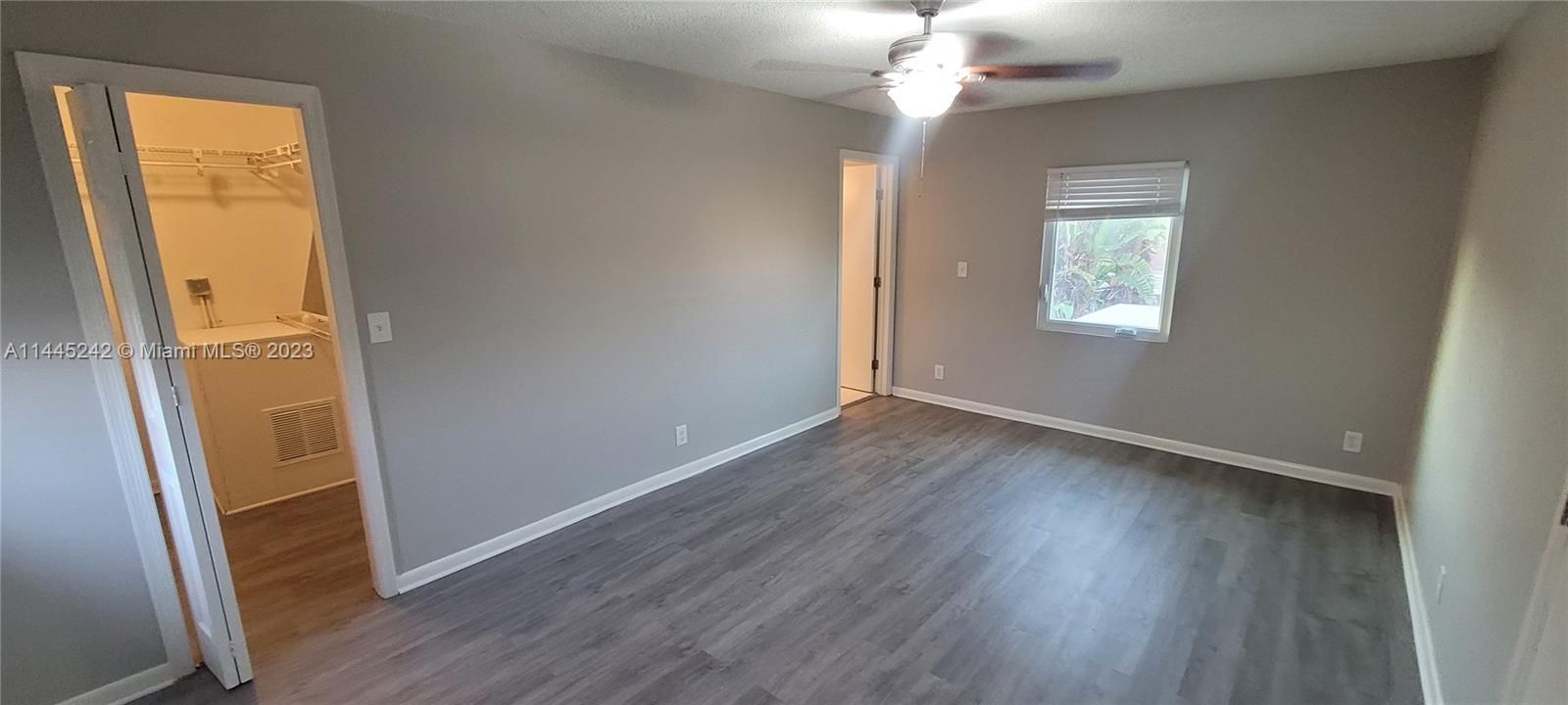 Recently Sold: $489,900 (4 beds, 3 baths, 2082 Square Feet)