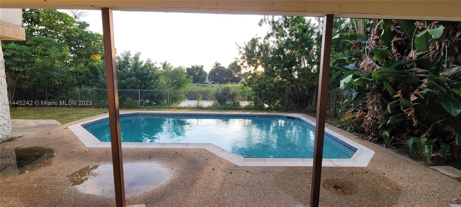 Recently Sold: $489,900 (4 beds, 3 baths, 2082 Square Feet)