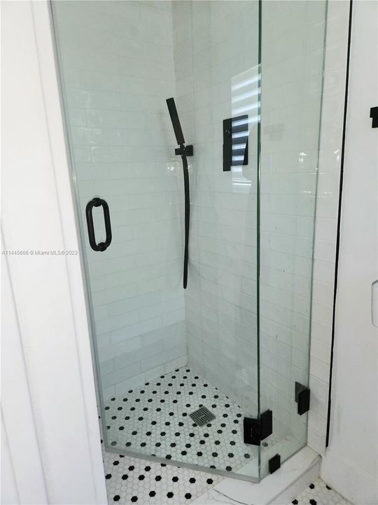 Недавно арендовано: $3,000 (2 спален, 2 ванн, 900 Квадратных фут)