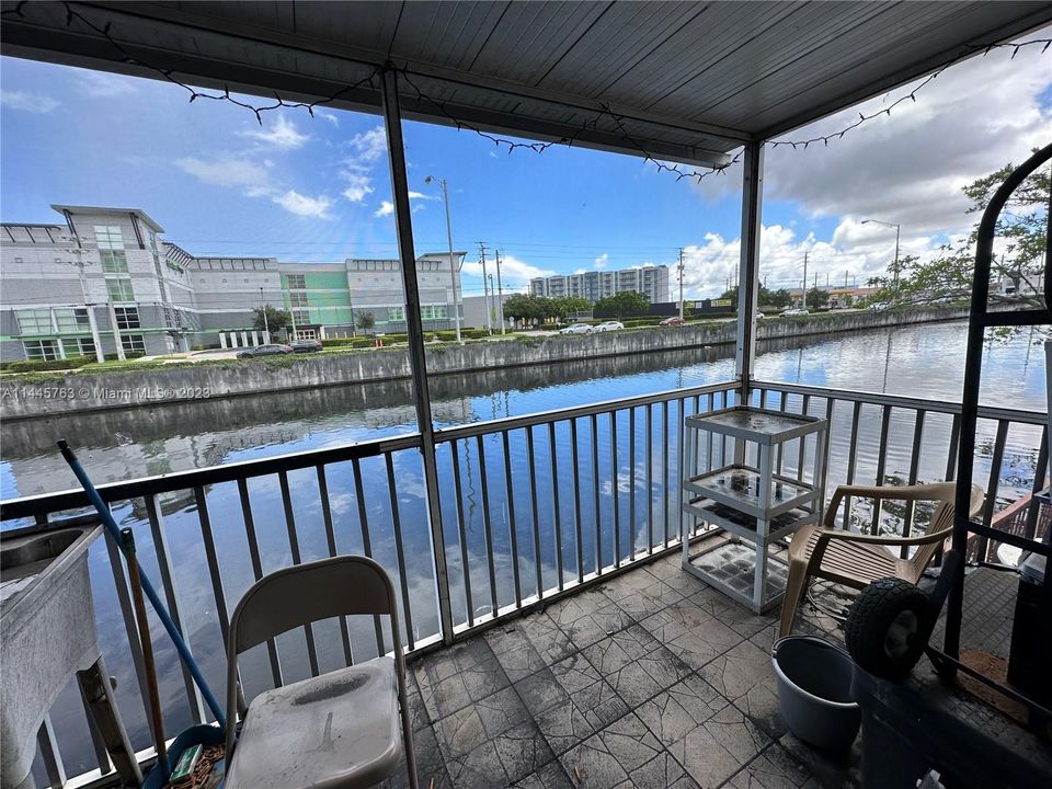 Vendido Recientemente: $245,000 (0 camas, 0 baños, 1272 Pies cuadrados)