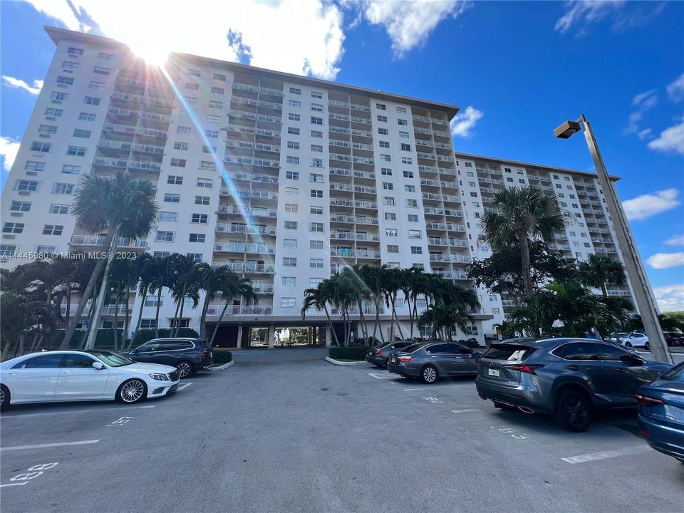 Vendido Recientemente: $275,000 (1 camas, 1 baños, 705 Pies cuadrados)