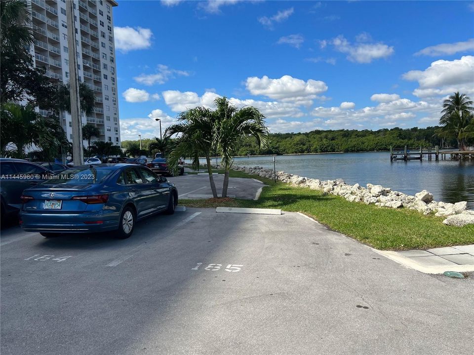 Vendido Recientemente: $275,000 (1 camas, 1 baños, 705 Pies cuadrados)