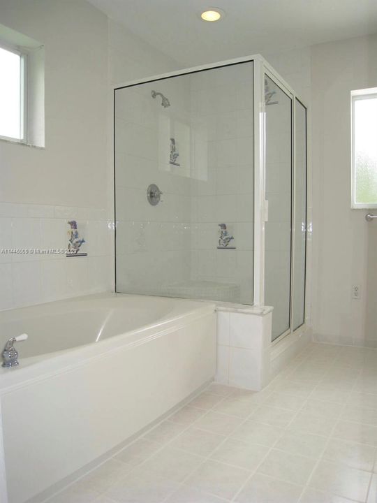 Недавно продано: $1,749,000 (5 спален, 3 ванн, 2074 Квадратных фут)