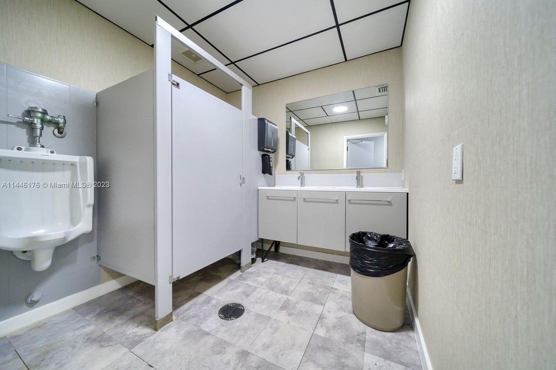 Common Area Bathroom