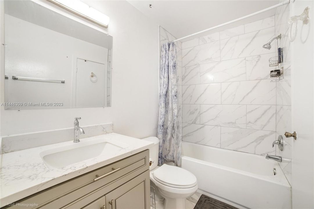 Vendido Recientemente: $750,000 (0 camas, 0 baños, 2393 Pies cuadrados)