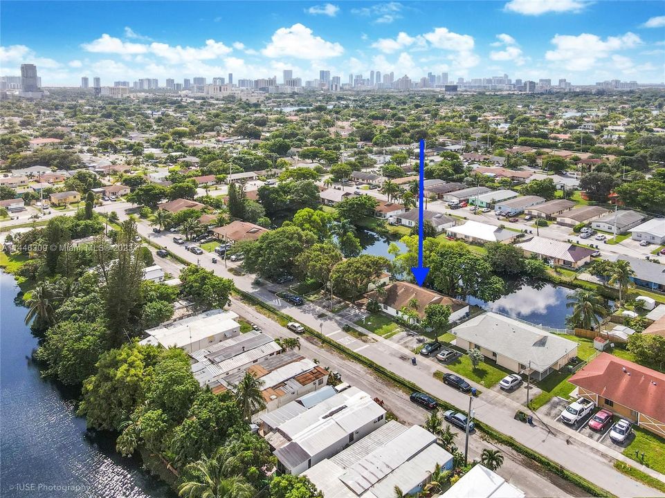 Vendido Recientemente: $750,000 (0 camas, 0 baños, 2393 Pies cuadrados)