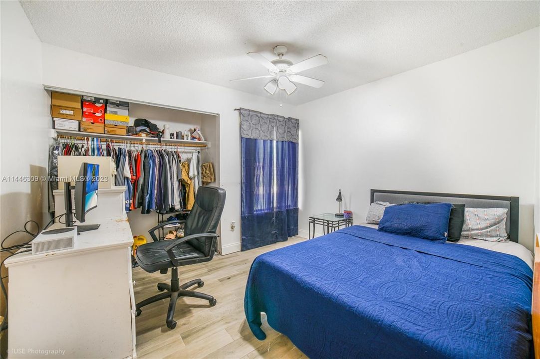 Vendido Recientemente: $750,000 (0 camas, 0 baños, 2393 Pies cuadrados)