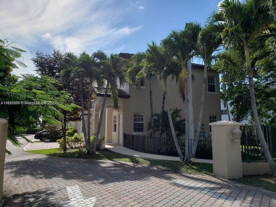 Recently Sold: $3,600,000 (0 beds, 0 baths, 0 Square Feet)