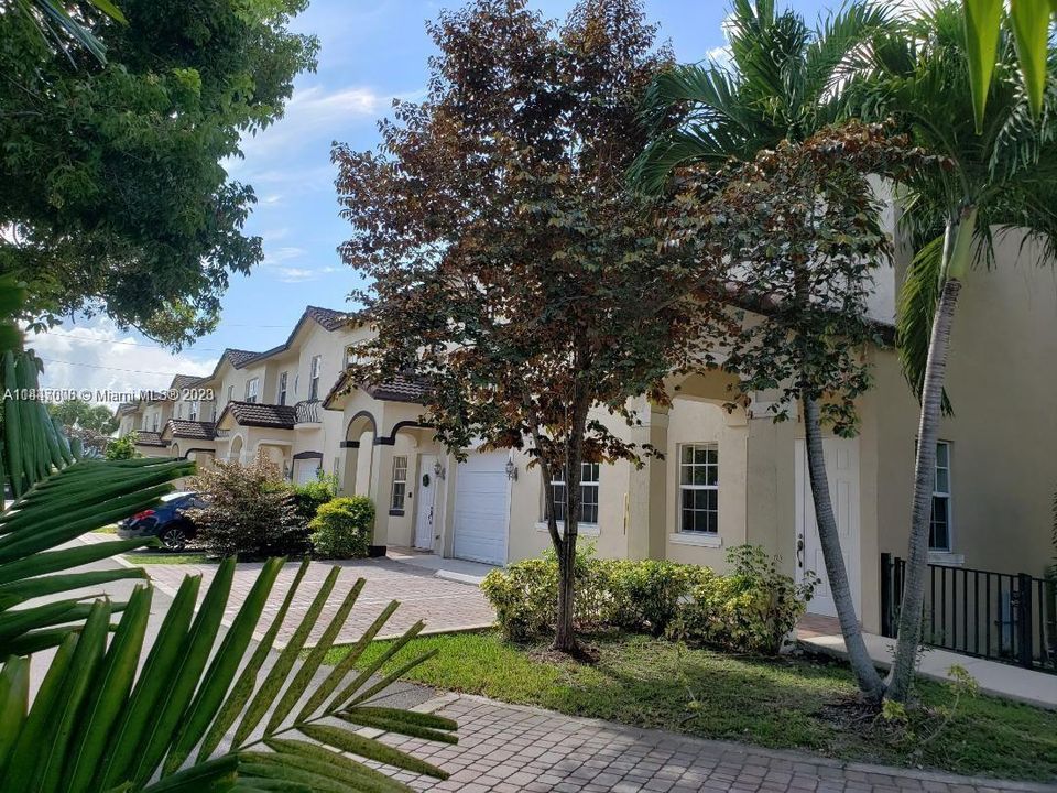 Recently Sold: $3,600,000 (0 beds, 0 baths, 0 Square Feet)