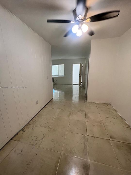 Recently Rented: $1,900 (1 beds, 1 baths, 700 Square Feet)