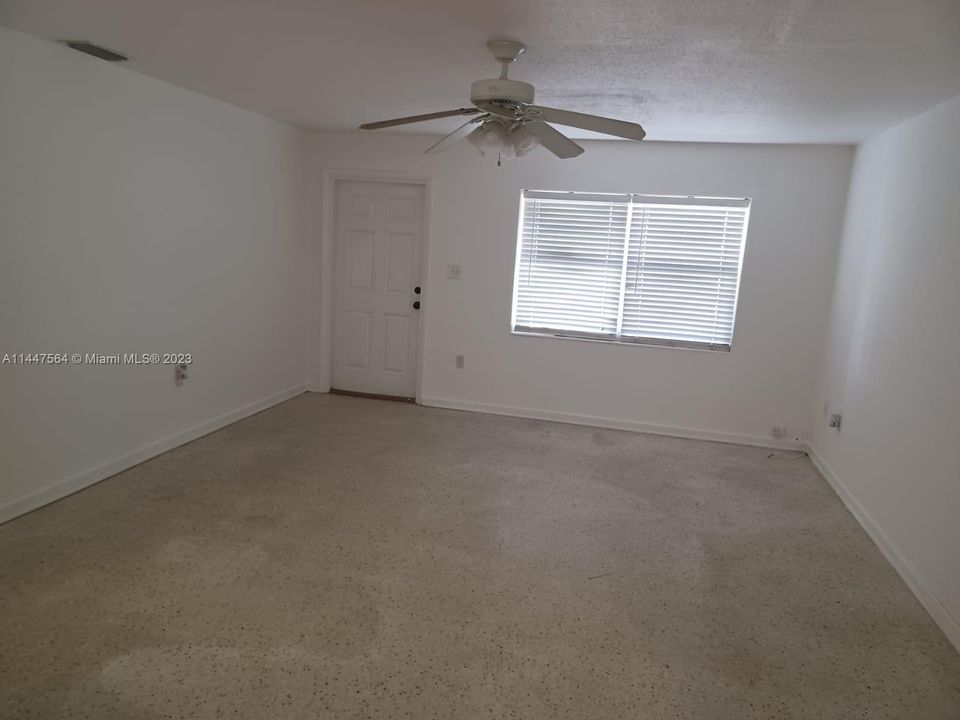 Recently Rented: $1,950 (2 beds, 1 baths, 0 Square Feet)