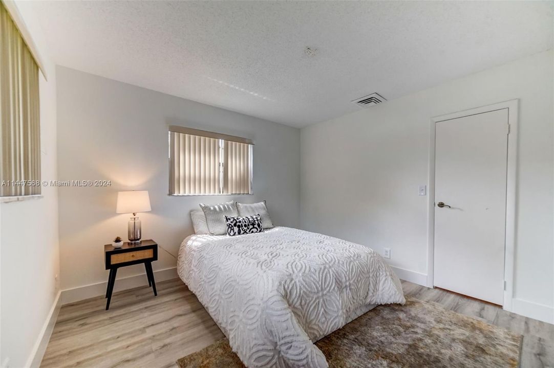 最近售出: $545,000 (2 贝兹, 2 浴室, 1574 平方英尺)