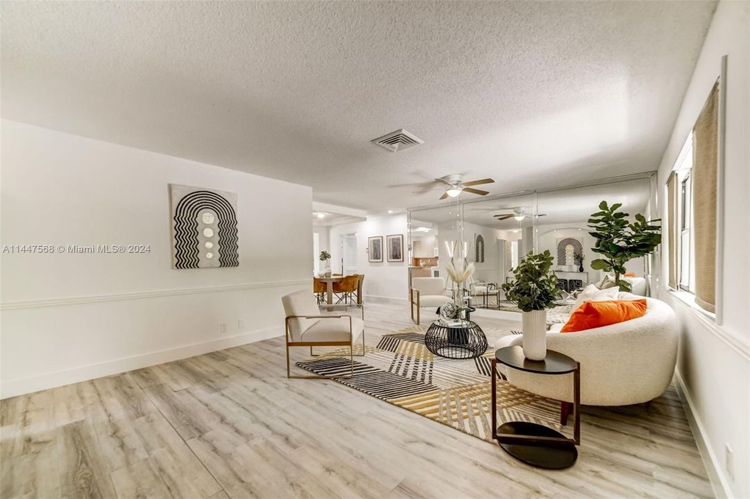 最近售出: $545,000 (2 贝兹, 2 浴室, 1574 平方英尺)