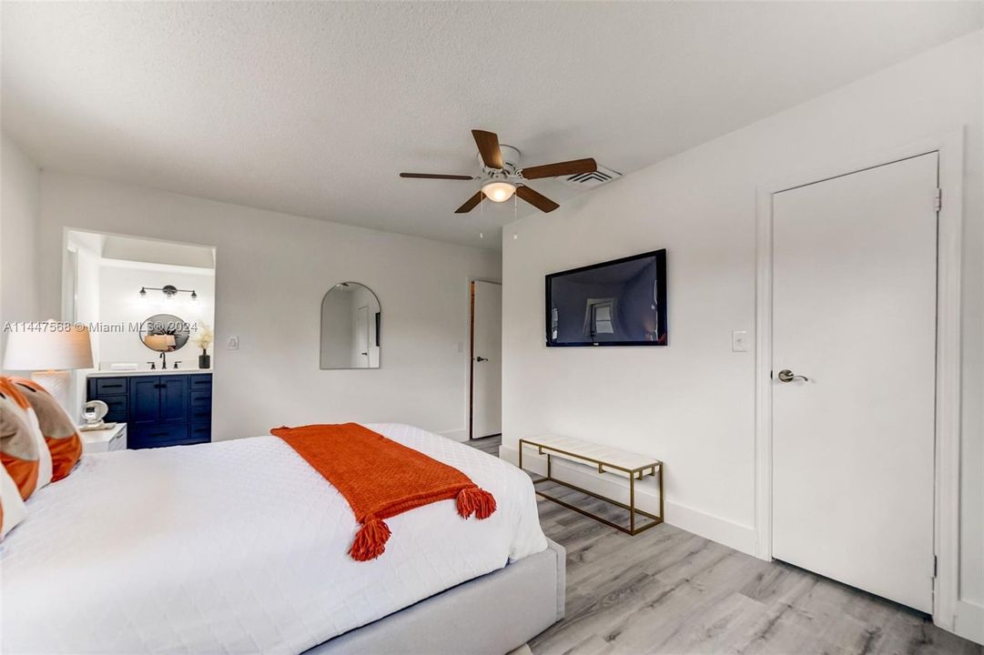 最近售出: $545,000 (2 贝兹, 2 浴室, 1574 平方英尺)