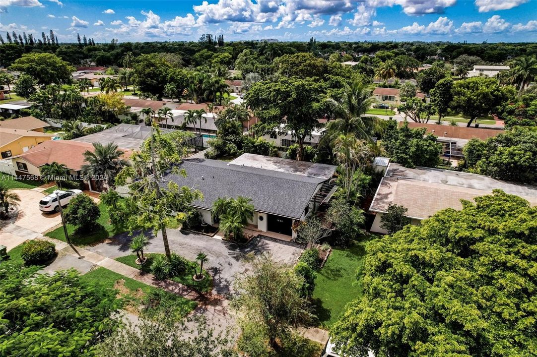 最近售出: $545,000 (2 贝兹, 2 浴室, 1574 平方英尺)