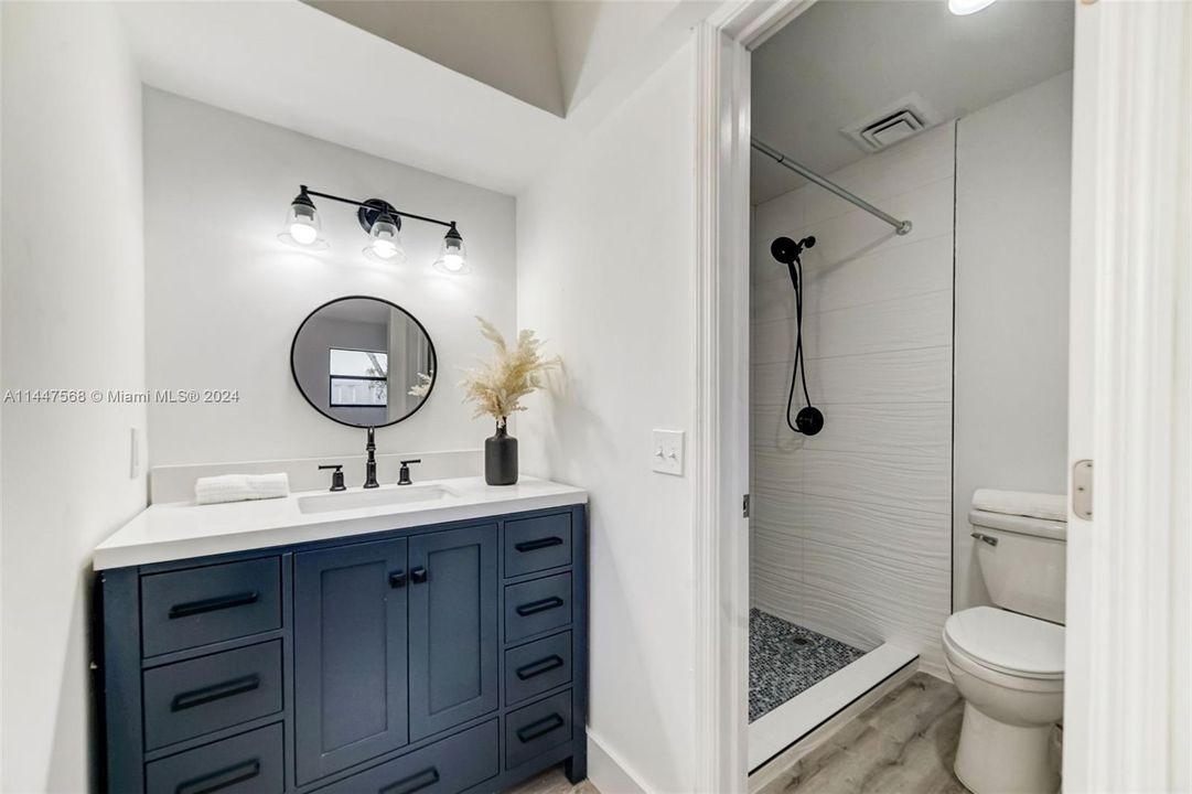 最近售出: $545,000 (2 贝兹, 2 浴室, 1574 平方英尺)